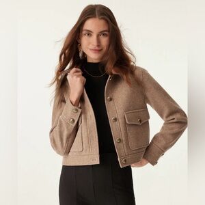 NWT!! OGL Move CashSoft
Point Collar Cargo Short Jacket size L in caramel